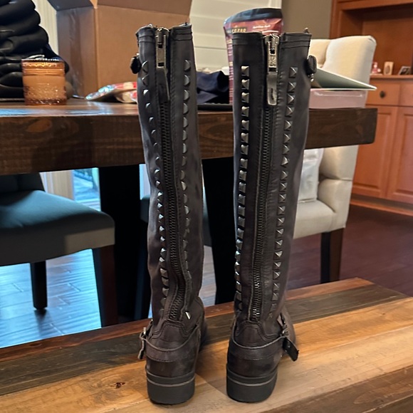 Steve Madden Black Heeled Boots - Picture 4 of 13